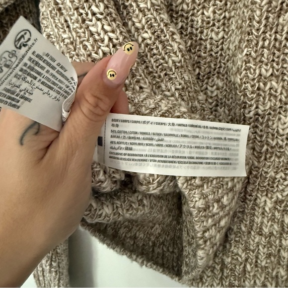 Abercrombie & Fitch Men's Oversized Chunky Sweater - Picture 4 of 4